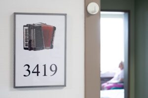 kamernummer voor patiënten met dementie